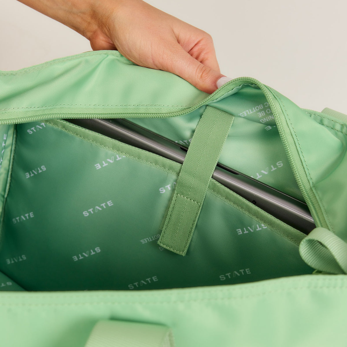 Graham Tote Nylon Green