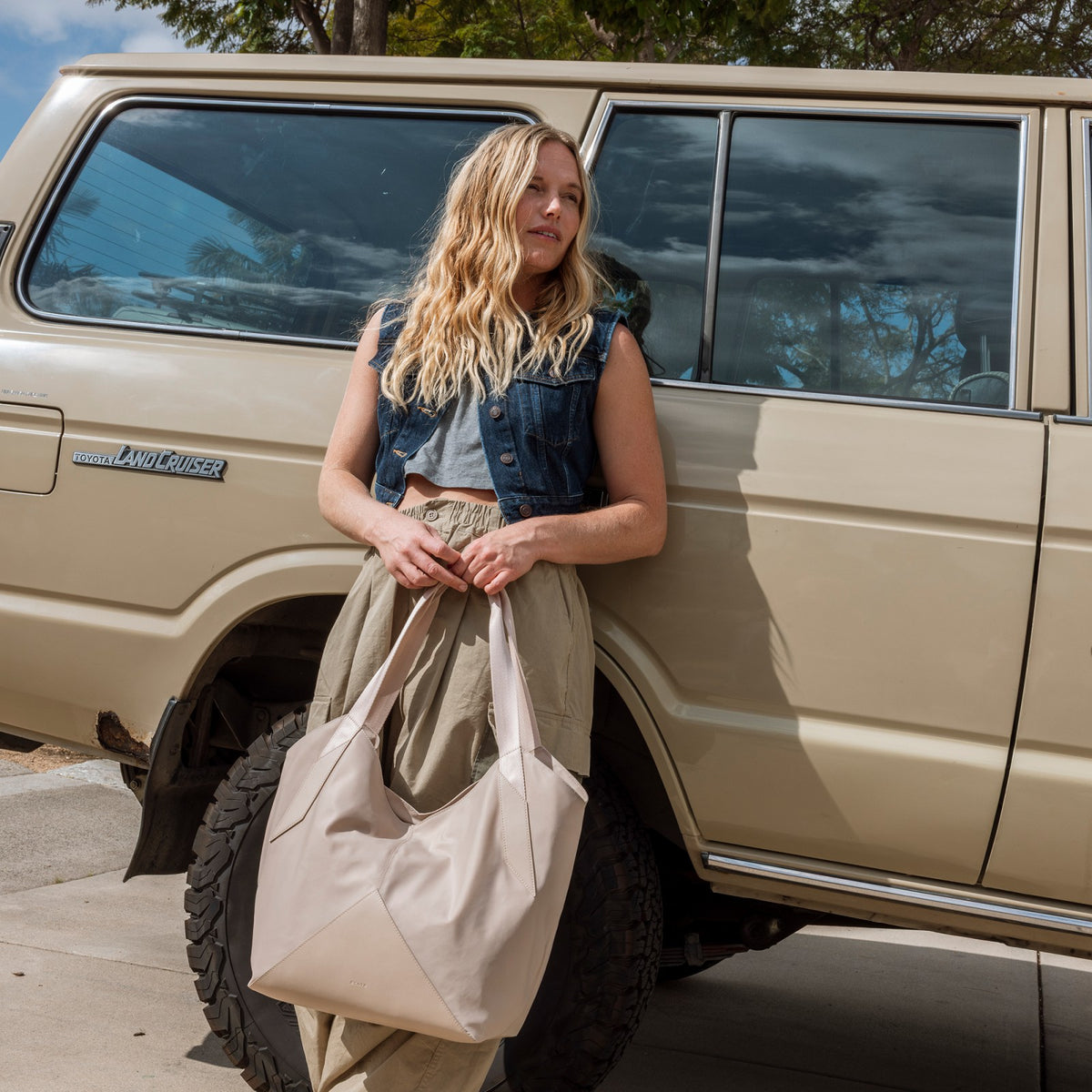 Beverly Tote Recycled Nylon Sand