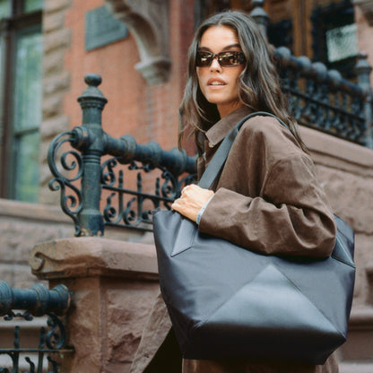 Beverly Tote Recycled Nylon Black